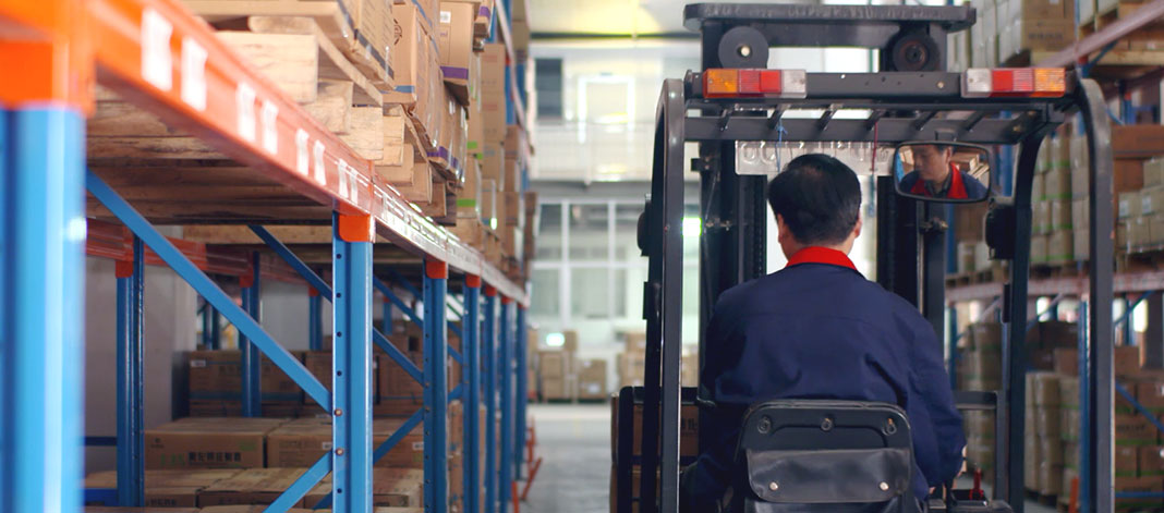 華通醫(yī)藥辦公環(huán)境